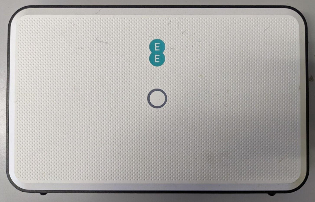 EE Smart Hub Router for use with Smart Wi-Fi Extender Discs