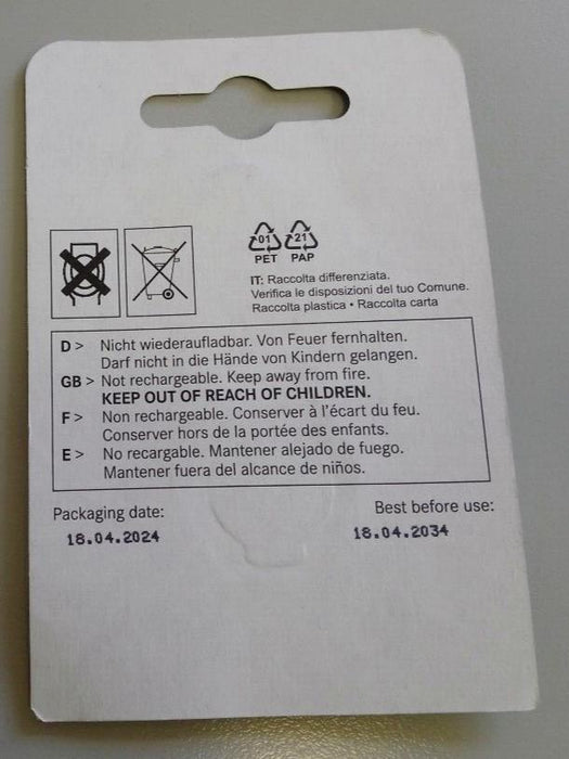 NEW Genuine Mercedes-Benz Remote Key Fob Battery New Models CR2032 N000000002008