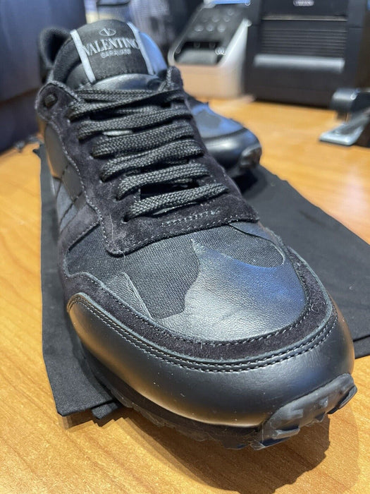 Valentino rock runners trainers size 9 (42) condition 8-9